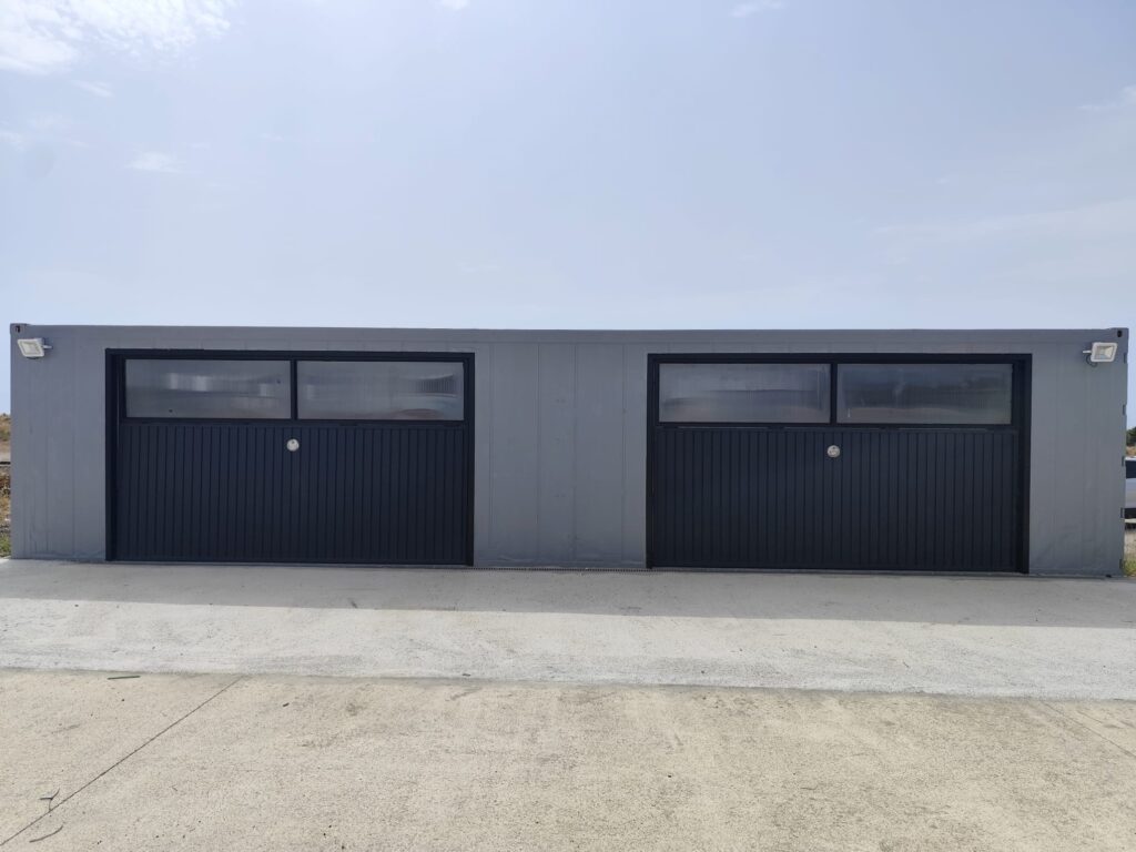 Nuevo box profesional Circuit Calafat
